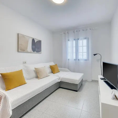 Casa Suso Y Casa Margarita- Orzola Coastal Retreat By Lvh * Orzola