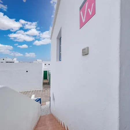 Casa Suso Y Casa Margarita- Orzola Coastal Retreat By Lvh * Orzola