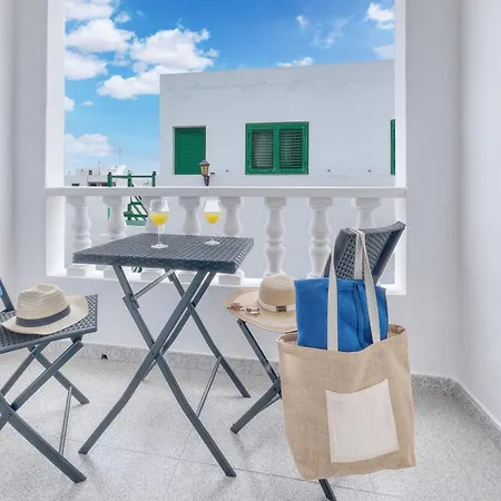 Casa Suso Y Casa Margarita- Orzola Coastal Retreat By Lvh * Orzola