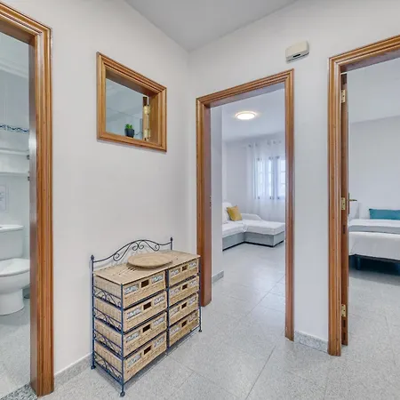 Casa Suso Y Casa Margarita- Orzola Coastal Retreat By Lvh Apartment