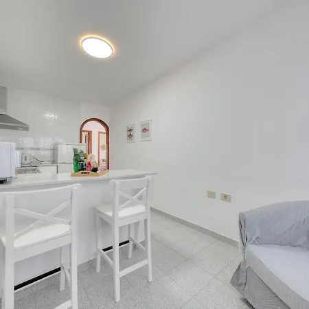 Casa Suso Y Casa Margarita- Orzola Coastal Retreat By Lvh Apartment *