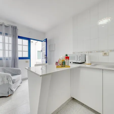 Casa Suso Y Casa Margarita- Orzola Coastal Retreat By Lvh * Orzola