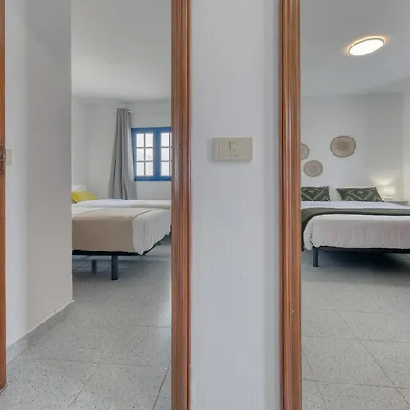 Apartment Casa Suso Y Casa Margarita- Orzola Coastal Retreat By Lvh *