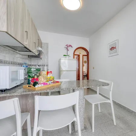 Casa Suso Y Casa Margarita- Orzola Coastal Retreat By Lvh * Orzola